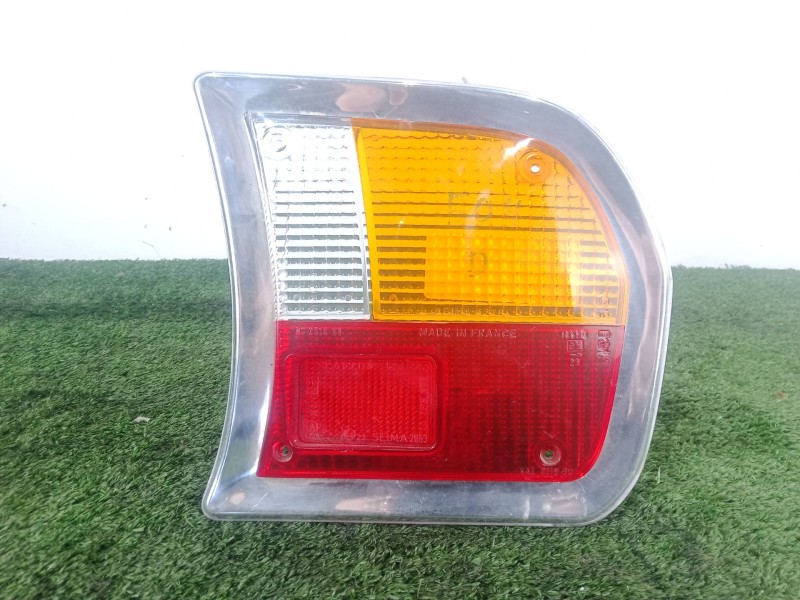 Recambio de piloto trasero derecho para peugeot 504 2.3 d referencia OEM IAM SIN REFERENCIA  