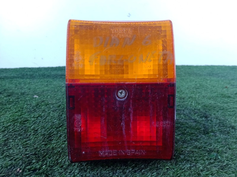 Recambio de piloto trasero derecho para citroën dyane 6 referencia OEM IAM SIN REFERENCIA  FURGONETA - AMBOS LADOS