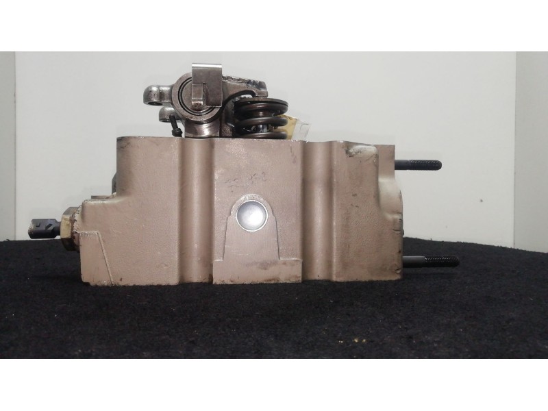 Recambio de culatin para jeep gr.cherokee (wj/wg) 3.1 td cat referencia OEM IAM 90352029G  