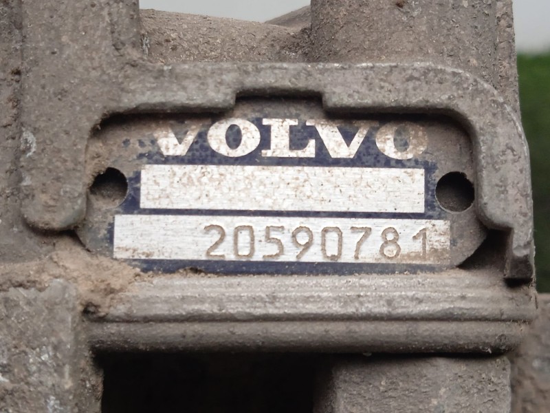 Recambio de valvula aire adicional para volvo fl ii 240 referencia OEM IAM 20590781  