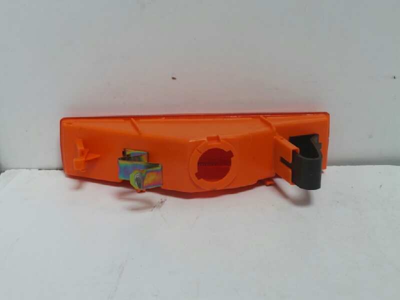 Recambio de piloto delantero izquierdo para ford sierra berlina referencia OEM IAM   