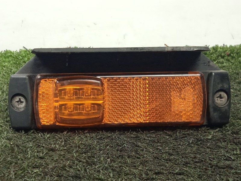 Recambio de piloto lateral derecho para volvo fl xxx 7.2 diesel referencia OEM IAM SIN REFERENCIA  