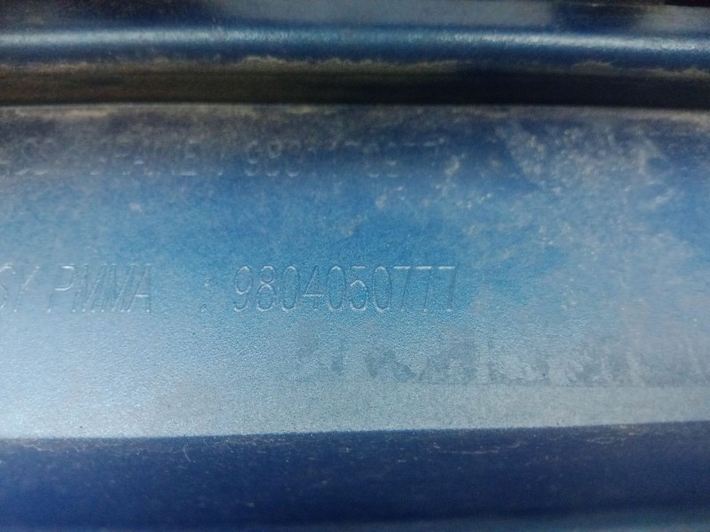 Recambio de aleron trasero para citroën c4 cactus 1.5 bluehdi 100 referencia OEM IAM 9804050777  