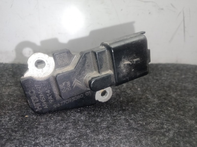 Recambio de caudalimetro para citroën c4 cactus 1.5 bluehdi 100 referencia OEM IAM 967709308001 4 PINES HITACHI