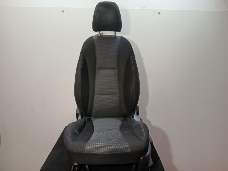 Recambio de asiento delantero izquierdo para hyundai i30 (gd) 1.4 crdi referencia OEM IAM  TELA 