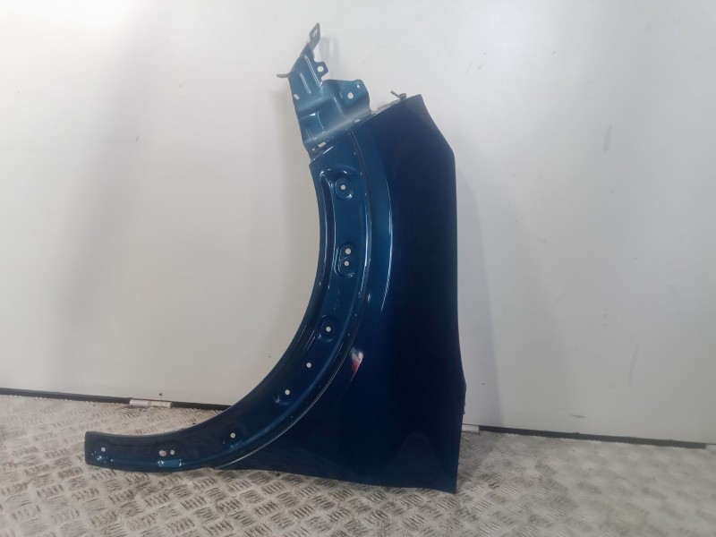 Recambio de aleta delantera izquierda para citroën c4 cactus 1.5 bluehdi 100 referencia OEM IAM   