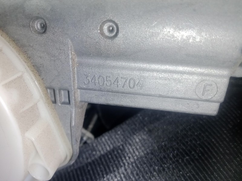 Recambio de cinturon seguridad delantero izquierdo para citroën c4 cactus 1.5 bluehdi 100 referencia OEM IAM 34054704  