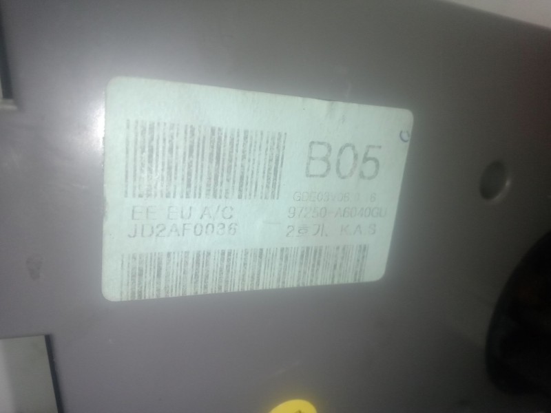 Recambio de mando calefaccion / aire acondicionado para hyundai i30 (gd) 1.4 crdi referencia OEM IAM 97250A6040GU - JD2AF0036  