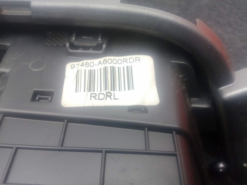 Recambio de aireador delantero izquierdo para hyundai i30 (gd) 1.4 crdi referencia OEM IAM 97480A6000RDR  