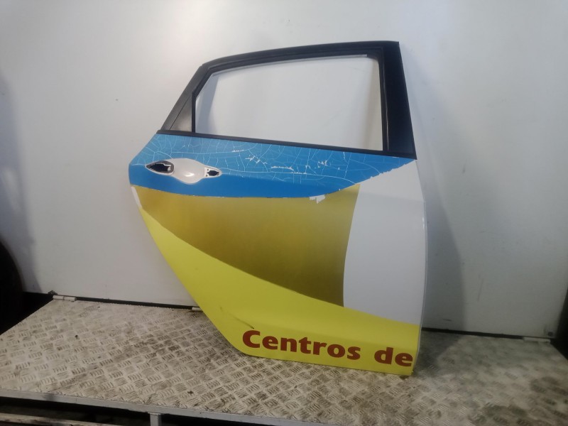 Recambio de puerta trasera derecha para hyundai i30 (gd) 1.4 crdi referencia OEM IAM   