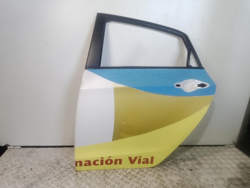 Recambio de puerta trasera izquierda para hyundai i30 (gd) 1.4 crdi referencia OEM IAM   