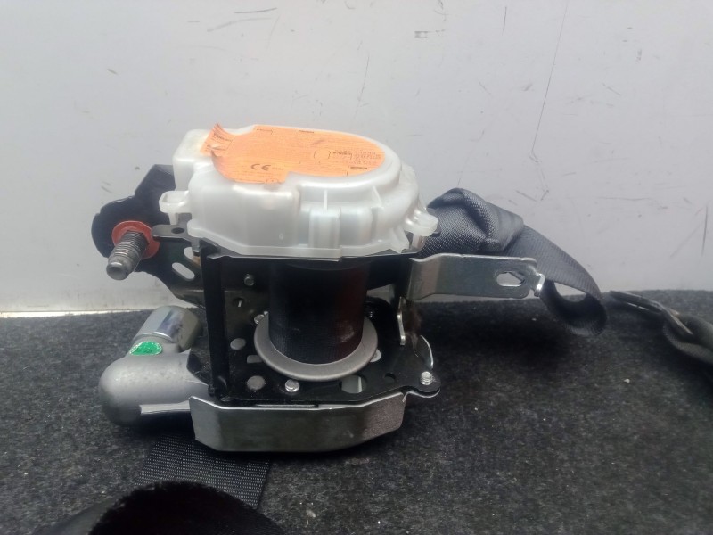 Recambio de cinturon seguridad delantero izquierdo para hyundai i30 (gd) 1.4 crdi referencia OEM IAM 88810A6000TX  