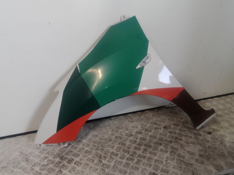 Recambio de aleta delantera izquierda para hyundai i30 (gd) 1.4 crdi referencia OEM IAM   