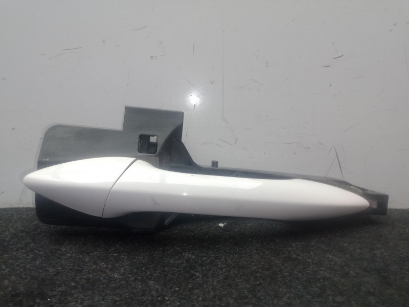 Recambio de maneta exterior trasera izquierda para hyundai i30 (gd) 1.4 crdi referencia OEM IAM NO TIENE  BLANCO