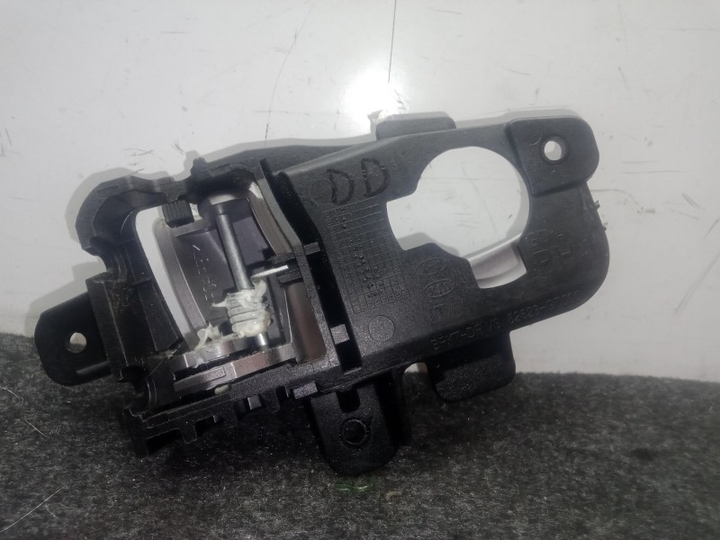 Recambio de maneta interior delantera derecha para hyundai i30 (gd) 1.4 crdi referencia OEM IAM 82623GD000  