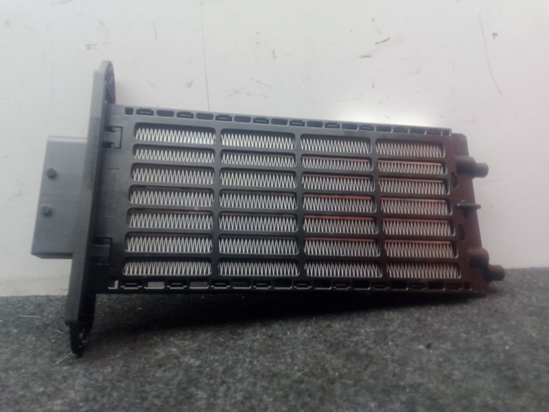 Recambio de resistencia calefaccion para hyundai i30 (gd) 1.4 crdi referencia OEM IAM 710260730100  