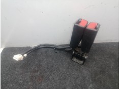 Recambio de enganche cinturon trasero central para hyundai i30 (gd) 1.4 crdi referencia OEM IAM 20140421   2