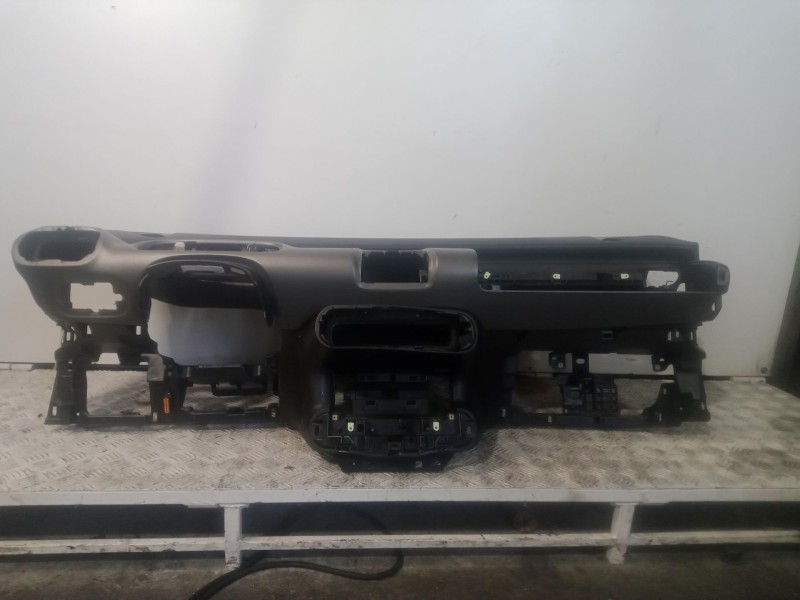 Recambio de salpicadero para citroën c4 cactus 1.5 bluehdi 100 referencia OEM IAM   