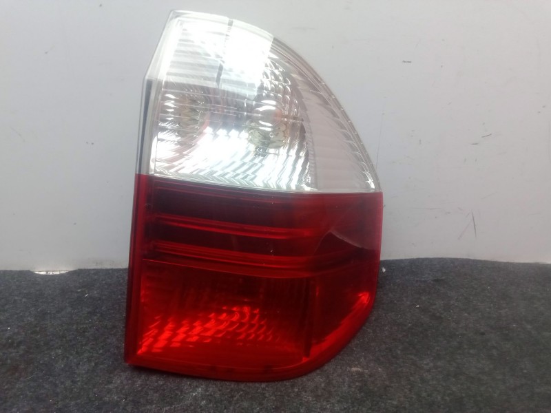 Recambio de piloto trasero derecho para bmw x3 (e83) 2.0 i referencia OEM IAM 7162210  