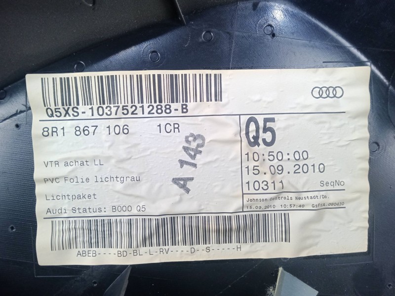 Recambio de guarnecido puerta delantera derecha para audi q5 (8rb) 2.0 tdi quattro referencia OEM IAM 8R1867106  