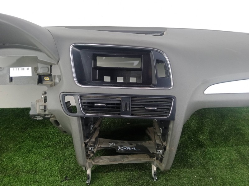 Recambio de salpicadero para audi q5 (8rb) 2.0 tdi quattro referencia OEM IAM 8R1857041F  