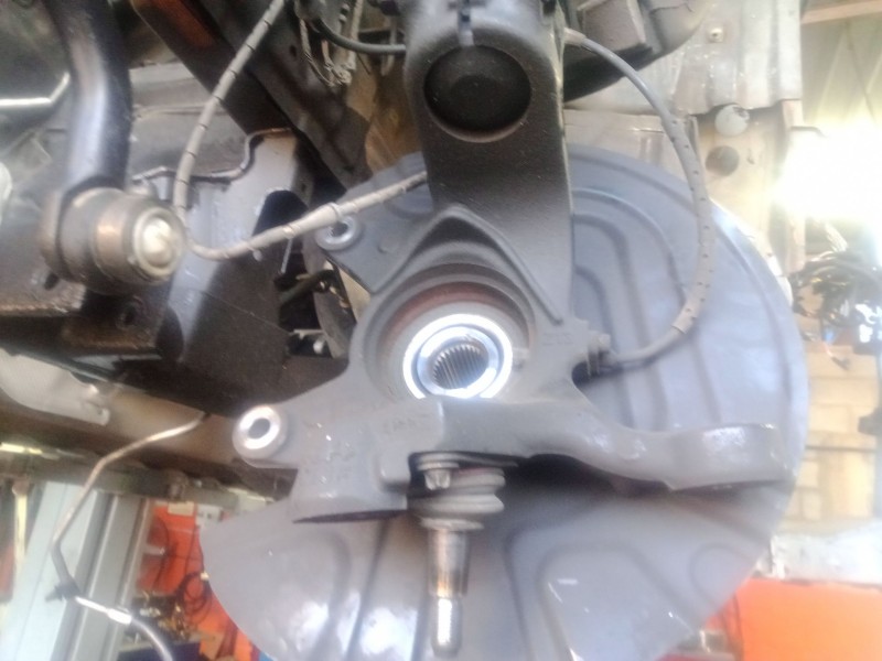 Recambio de mangueta delantera izquierda para bmw x3 (e83) 2.0 i referencia OEM IAM   