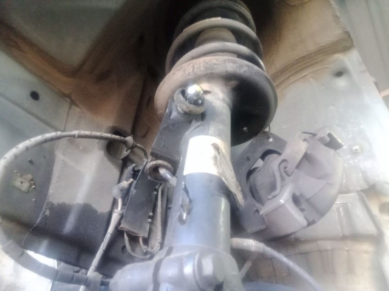 Recambio de amortiguador delantero izquierdo para bmw x3 (e83) 2.0 i referencia OEM IAM   