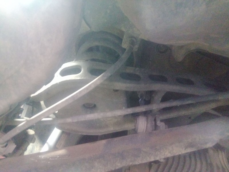 Recambio de brazo suspension superior trasero derecho para bmw x3 (e83) 2.0 i referencia OEM IAM   