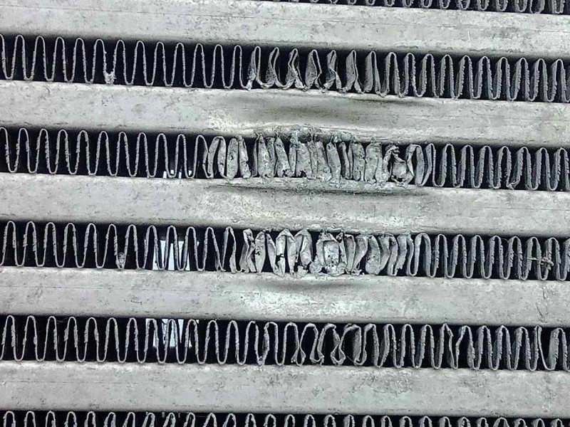 Recambio de intercooler para iveco daily furgón 2.3 diesel referencia OEM IAM 5801526777 190X600X65 ALUMINIO