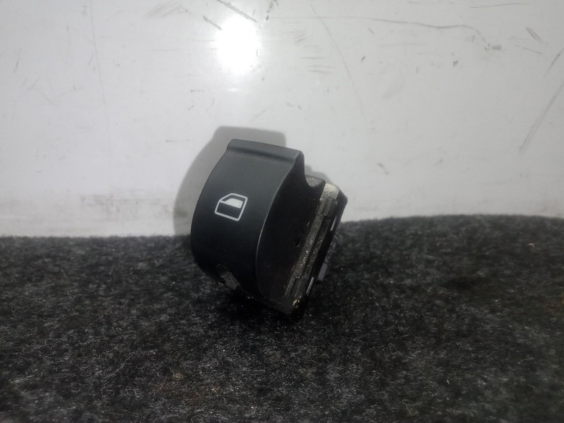 Recambio de mando elevalunas trasero derecho para seat exeo (3r2) 2.0 tdi referencia OEM IAM 8E0959855A  