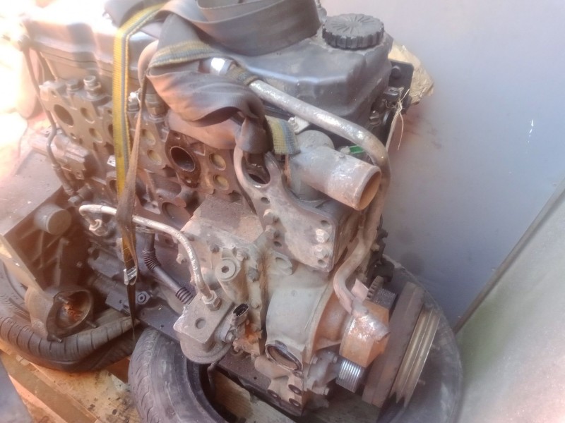 Recambio de despiece motor para iveco eurocargo 100e18 e5 referencia OEM IAM F4AE3481B  