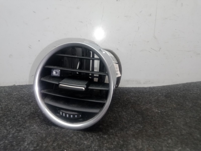 Recambio de aireador delantero central para seat exeo (3r2) 2.0 tdi referencia OEM IAM 3R0820951  