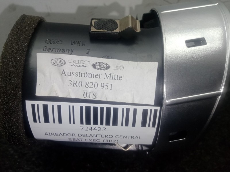 Recambio de aireador delantero central para seat exeo (3r2) 2.0 tdi referencia OEM IAM 3R0820951  