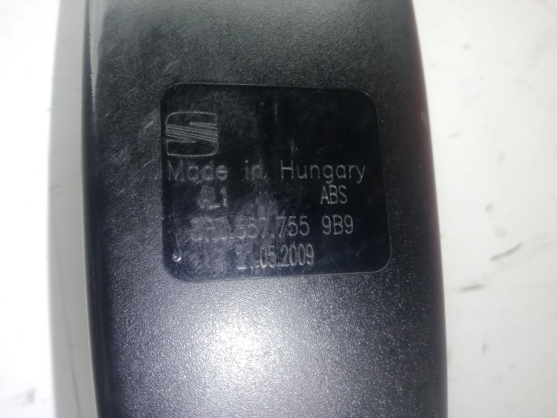 Recambio de enganche cinturon delantero izquierdo para seat exeo (3r2) 2.0 tdi referencia OEM IAM 3R0857755  