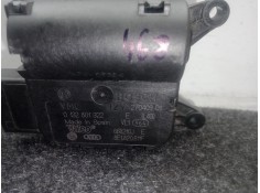 Recambio de motor trampilla calefaccion para seat exeo (3r2) 2.0 tdi referencia OEM IAM 0132801322 - 8E1820511F  BOSCH 2