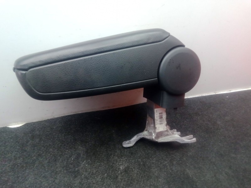 Recambio de apoyabrazos central para seat exeo (3r2) 2.0 tdi referencia OEM IAM 8E0864207D  