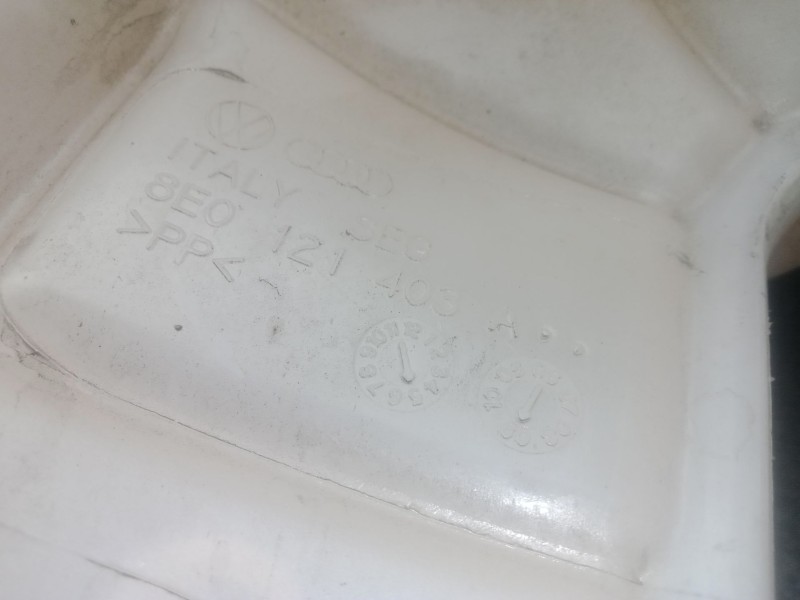 Recambio de deposito expansion para seat exeo (3r2) 2.0 tdi referencia OEM IAM 8E0121403A  