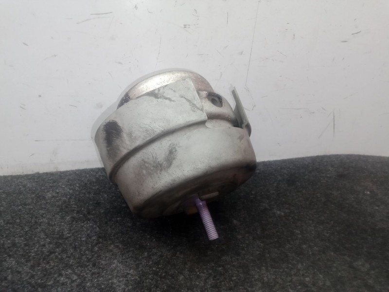 Recambio de soporte motor derecho para seat exeo (3r2) 2.0 tdi referencia OEM IAM 8E0199382AG  