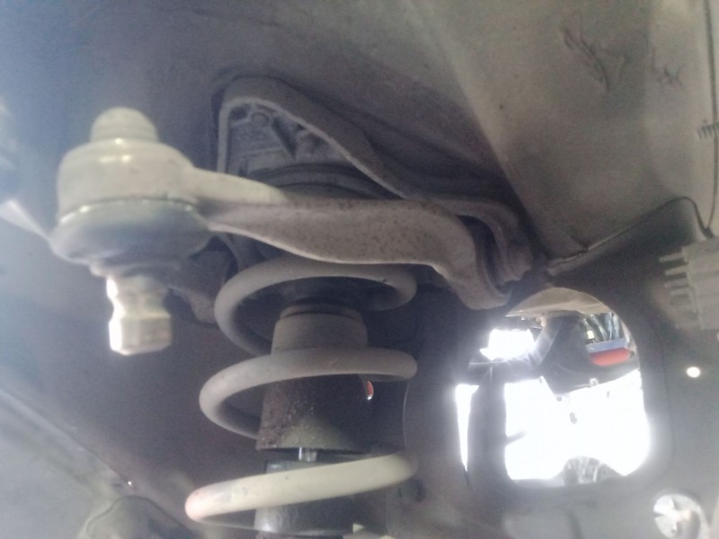 Recambio de brazo suspension superior delantero izquierdo para seat exeo (3r2) 2.0 tdi referencia OEM IAM   