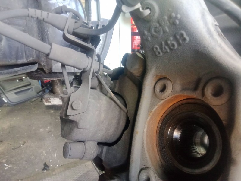 Recambio de pinza freno delantera izquierda para seat exeo (3r2) 2.0 tdi referencia OEM IAM   