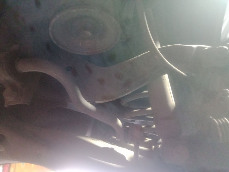 Recambio de brazo suspension superior trasero derecho para seat exeo (3r2) 2.0 tdi referencia OEM IAM   