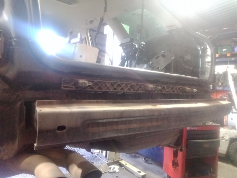 Recambio de refuerzo paragolpes trasero para seat exeo (3r2) 2.0 tdi referencia OEM IAM   