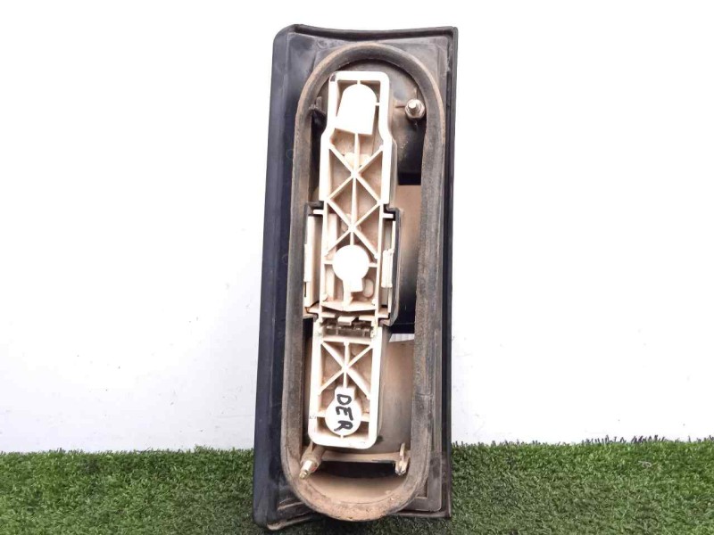 Recambio de piloto trasero derecho para renault rapid/express (f40) 1.9 diesel referencia OEM IAM SINREFERENCIA 85-91 