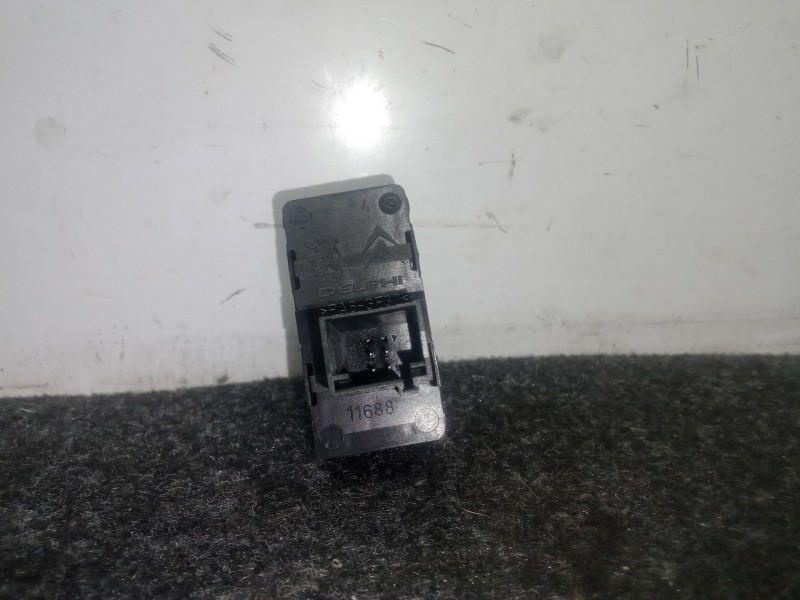 Recambio de mando elevalunas trasero derecho para peugeot 308 i (4a_, 4c_) 1.6 16v referencia OEM IAM NO TIENE  DELPHI