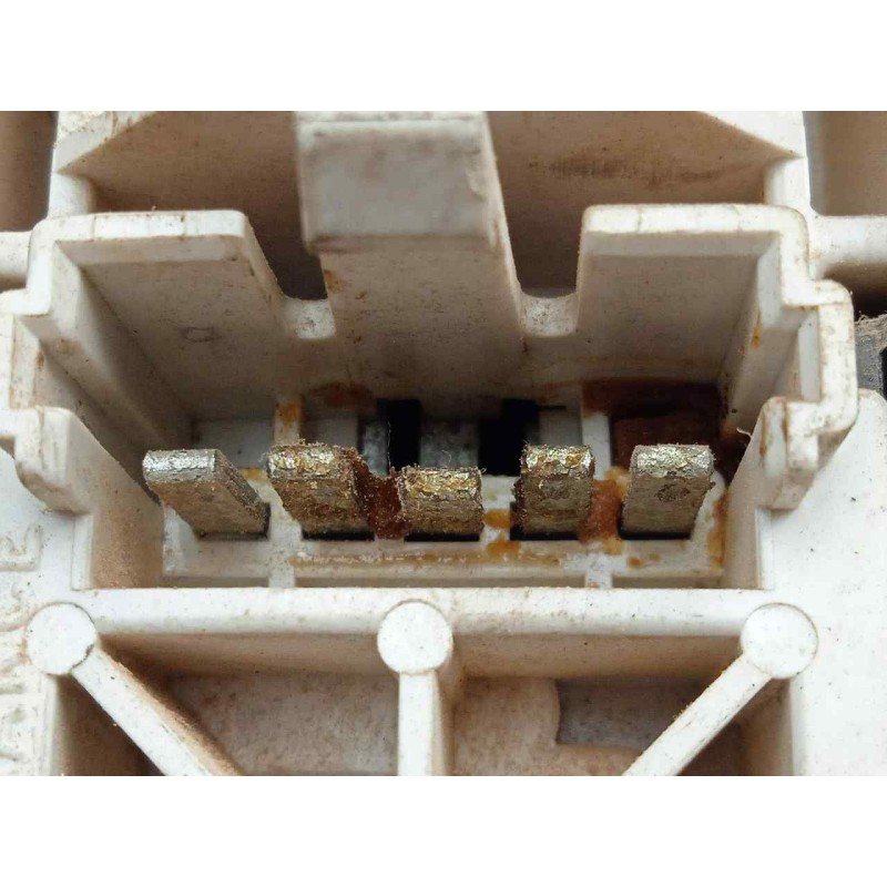 Recambio de piloto trasero derecho para renault rapid/express (f40) 1.9 diesel referencia OEM IAM SINREFERENCIA 85-91 