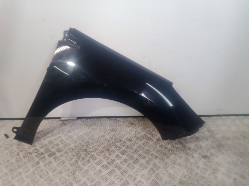 Recambio de aleta delantera derecha para peugeot 308 i (4a_, 4c_) 1.6 16v referencia OEM IAM   NEGRO