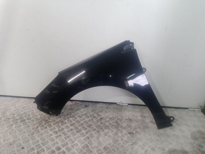Recambio de aleta delantera izquierda para peugeot 308 i (4a_, 4c_) 1.6 16v referencia OEM IAM   NEGRO