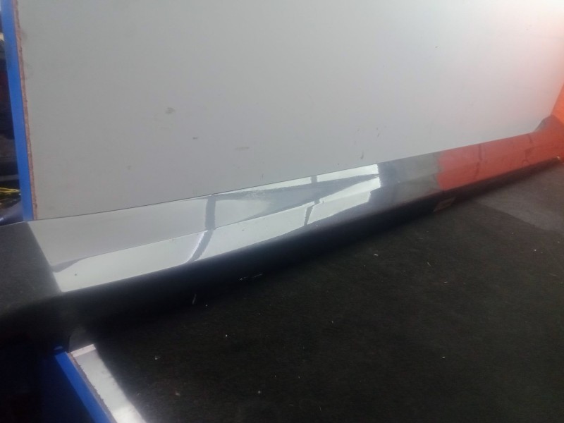 Recambio de faldon lateral para bmw 5 (g30, f90) 520 d referencia OEM IAM 51777387337 - 7387337  IZQUIERDO