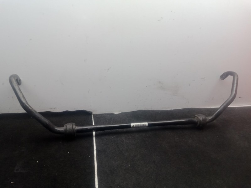 Recambio de barra estabilizadora delantera para bmw 5 (g30, f90) 520 d referencia OEM IAM 687346201 - 15008111  