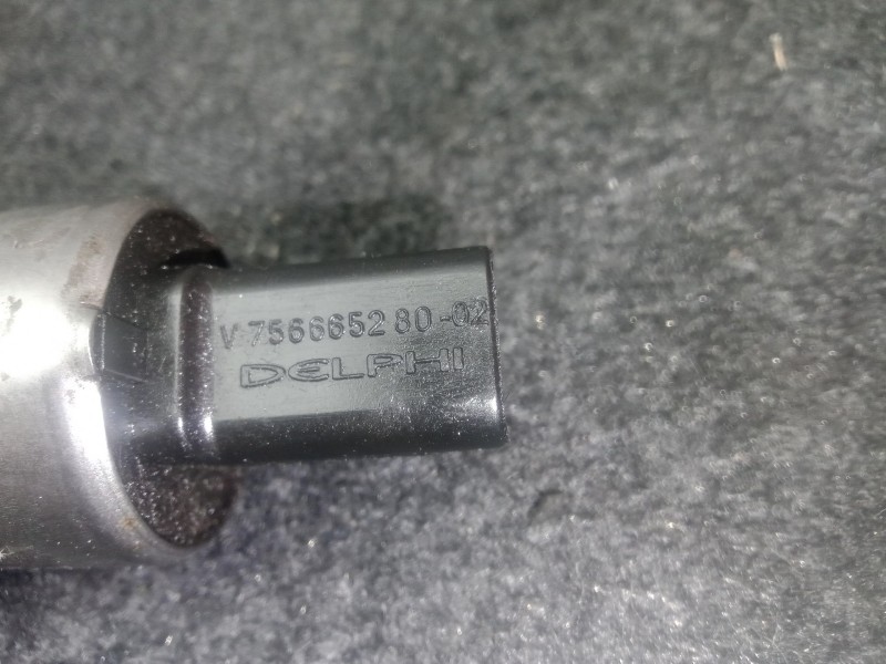 Recambio de valvula ralenti para peugeot 308 i (4a_, 4c_) 1.6 16v referencia OEM IAM V756665280  DELPHI